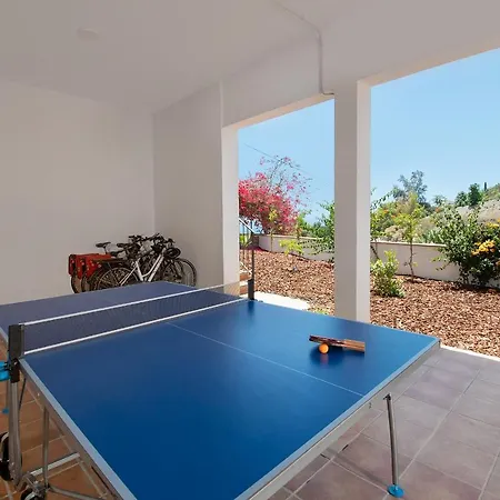 Villa La Colina With Heated Pool And Jacuzzi